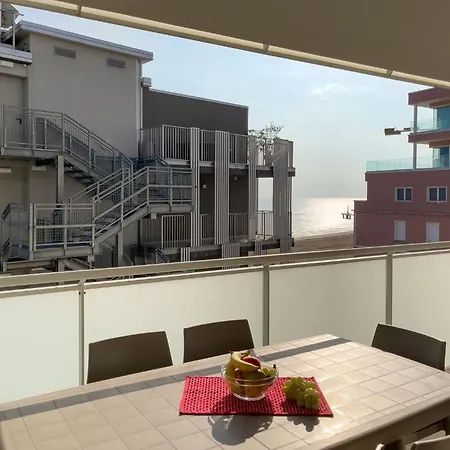 Refined Comfort Getaway In Lignano * リニャーノ・サッビアドーロ