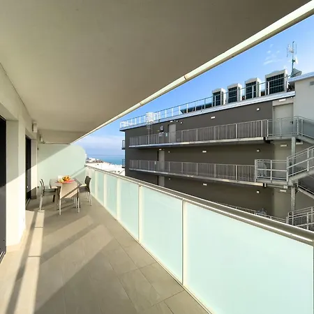 Refined Comfort Getaway In Lignano *